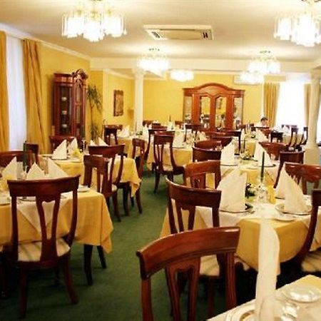 Monte-Nelly Hotel Bükreş Dış mekan fotoğraf