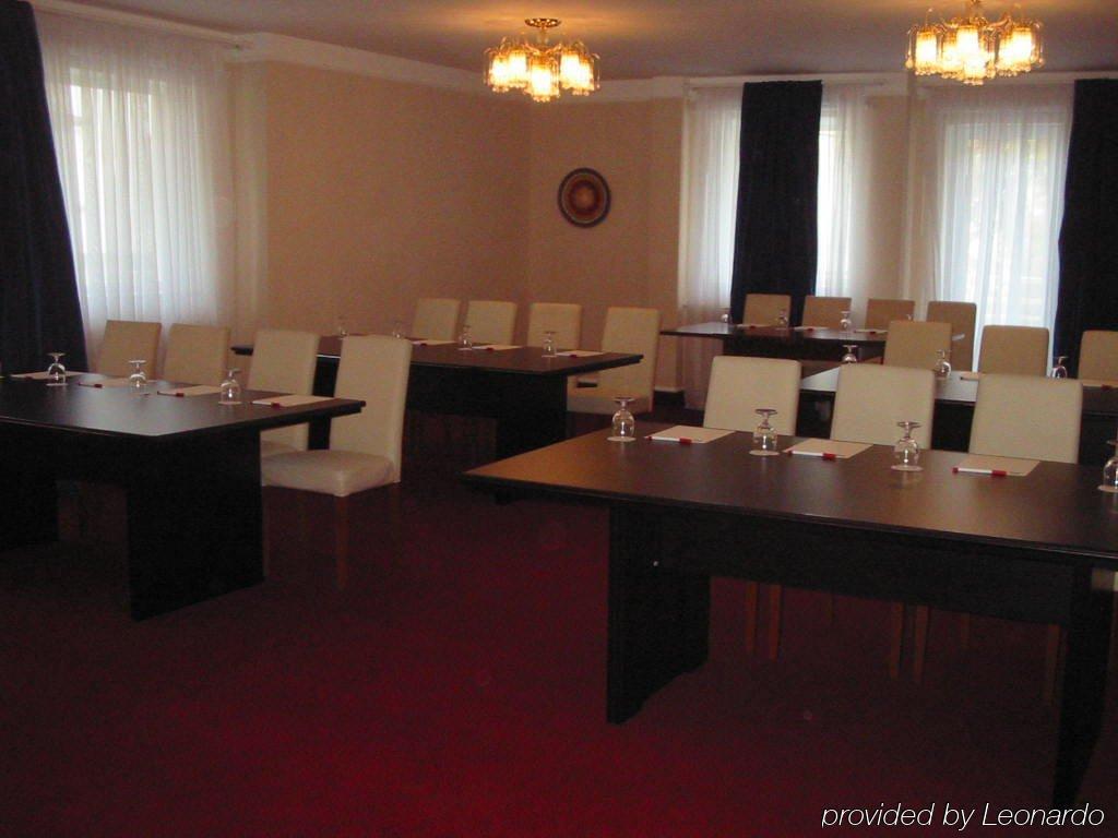 Monte-Nelly Hotel Bükreş Dış mekan fotoğraf
